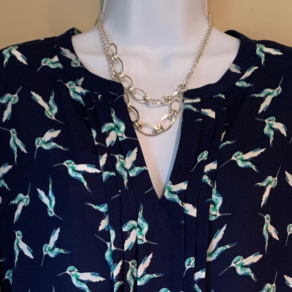 Silver double looped necklace